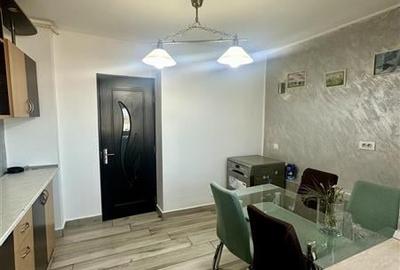 Apartament 3 Camere, Decomandat, Zona Tomis 3 - Comision 0 - 16
