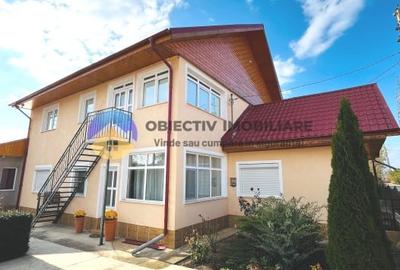 CASA cu etaj  comuna SAVINESTI