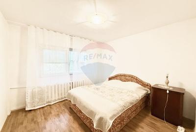 De vanzare | Apartament 3 camere, 2 bai, balcon | Apusului - 2