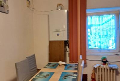 Apartament cu 4 camere decomandat în Calea Moldovei - 8