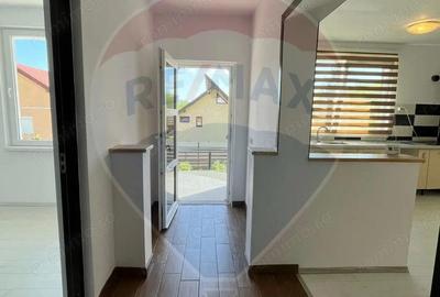 Casă cu 4 camere cu Teren 500 Mp în Vitrometan - 13