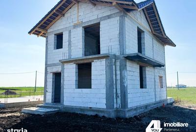 Casă cu 4 camere cu Teren 500 Mp în Zimandu Nou - 2