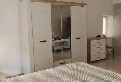 Casă cu Teren 1075 Mp în Central - 10