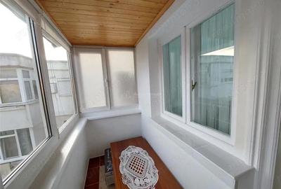 3 camere, decomandat, 2 balcoane, 72 mp, et.4, Dorobanti, str Columbelor - 15