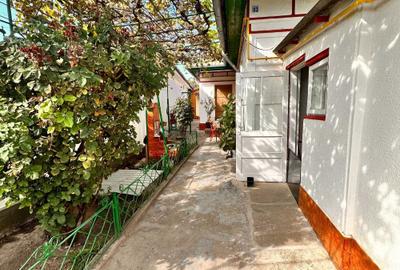 Casă cu 3 camere în Central