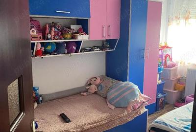 Apartament cu 3 camere decomandat în Central - 1