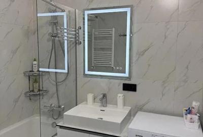 Apartament cu 2 camere decomandat în Crângași