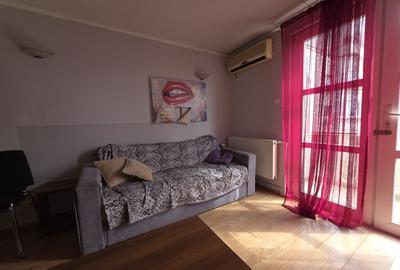 Apartament cu 3 camere semidecomandat, mobilat în - 10