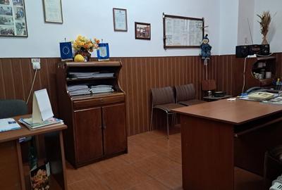 Ofer spre închiriere spațiu comercial - 4