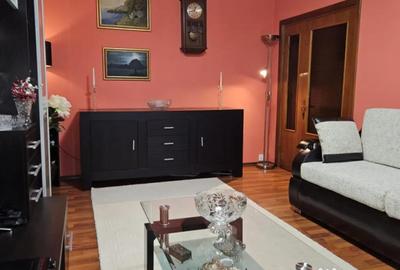 Apartament cu 3 camere decomandat în Democrației - 7