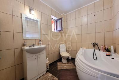 Casa tip duplex cu garaj si deschidere la 2 strazi - 10