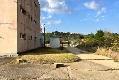 Spatiu locativ sau hala cu suprafata de 1884 mp pe teren de 3883 mp - 9