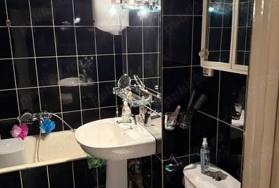 Apartament cu 4 camere decomandat în Central - 1