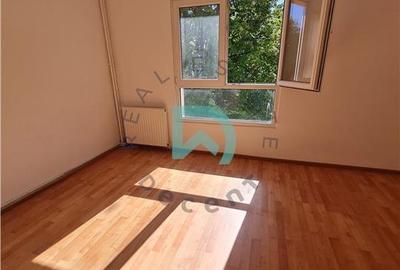 Apartament cu 2 camere nedecomandat în Astra - 2
