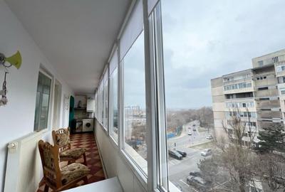 Închiriez un apartament cu 3 camere pe Ferdinad - 10