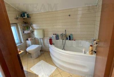 Vila de vanzare in Bucurestii Noi - 15