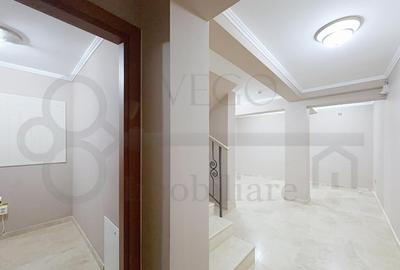 Spațiu comercial, de 85 mp, în Central - 2