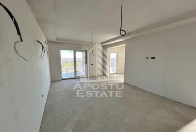 Casă cu 5 camere cu Teren 350 Mp în Săcălaz