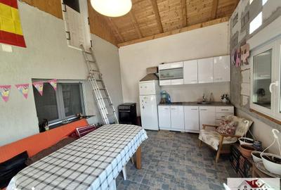 Casă cu 4 camere cu Teren 1439 Mp în Central - 8