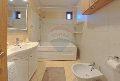 Apartament cu 2 camere decomandat în Central - 6