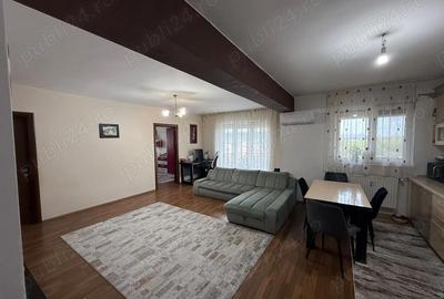 Apartament cu 3 camere decomandat în Nufărul - 7