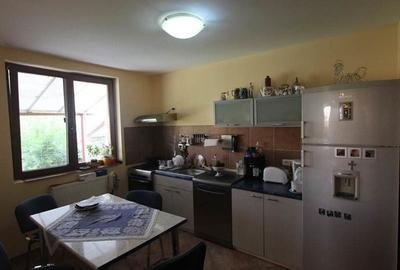 Casa / Vila cu 9 camere de vanzare in zona Bogdanestilor Casa / Vila cu 9 camere de vanzare in zona Bogdanestilor - 7
