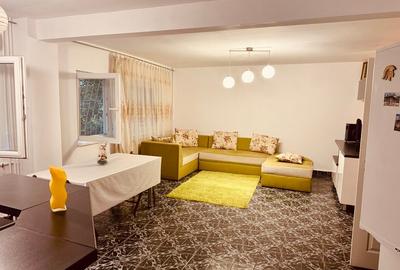 Apartament cu 2 camere decomandat, mobilat în Decebal