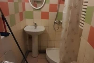 Garsoniera - zona Podu Ros - Gara Internationala. - 2