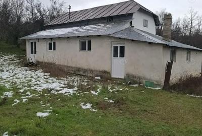 Casă cu 3 camere în Oporelu - 1