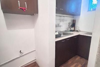 ? Apartament 3 camere de închiriat - casă la curte, Lacul Tei - 10