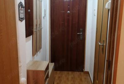 Apartament cu 3 camere semidecomandat în Dacia - 9