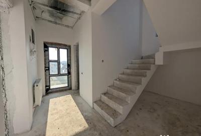 Casă cu 4 camere cu Teren 740 Mp în Hemeiuș - 14