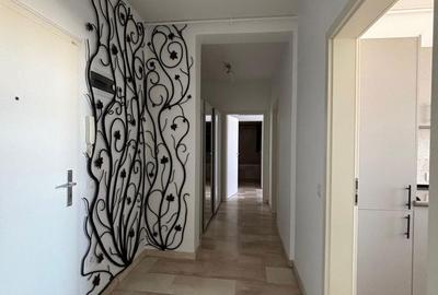 Apartament cu 3 camere decomandat în Șelimbăr