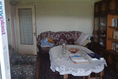 Apartament cu 2 camere decomandat în Bala - 5