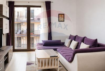 Apartament cu 2 camere semidecomandat, mobilat în Unirii