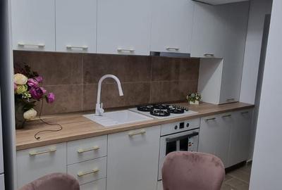 Garsonieră decomandată în Nicolina
