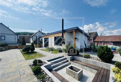 Casă individuală cu 4 camere cu Teren 800 Mp în Periferie - 1