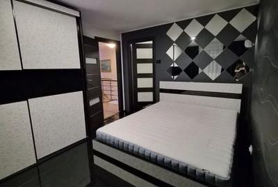 Casă cu 4 camere cu Teren 120 Mp în 1 Decembrie