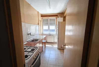 2 Camere 15 Noiembrie, 45mp, liber, 107000Euro - 2