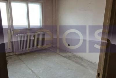 Apartament cu 4 camere decomandat în Tineretului - 2