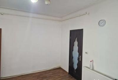 Apartament cu 2 camere semidecomandat în Moșilor - 2