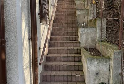 Casă cu 2 camere în Curtea de Argeș - 1