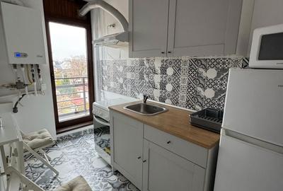 Garsonieră decomandată în Jiului - 1