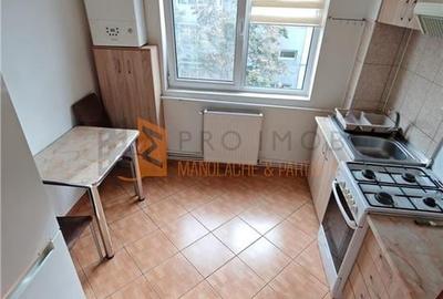 Apartament 3 camere cf 1 semidecomandat zona Micro 3 - 7