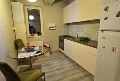 Apartament cu 3 camere decomandat în Central - 4