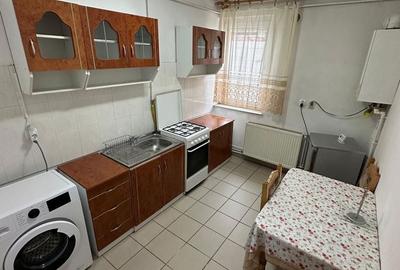 Garsonieră decomandată în Central - 7