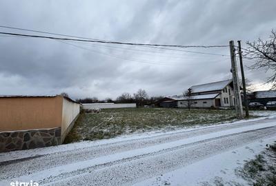 Teren de 1261 mp, în Central - 3