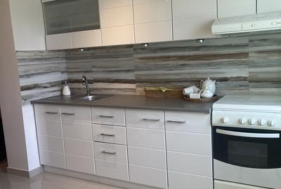 Ghencea, capat 41, bloc 1985, stradal - 4