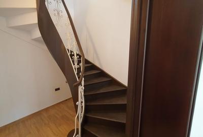 Casă individuală cu 6 camere cu Canalizare în Centru Civic - 12