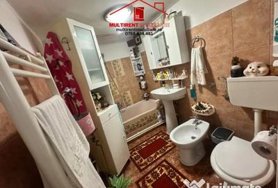 Casă cu 4 camere cu Canalizare în Piața Nouă - 3